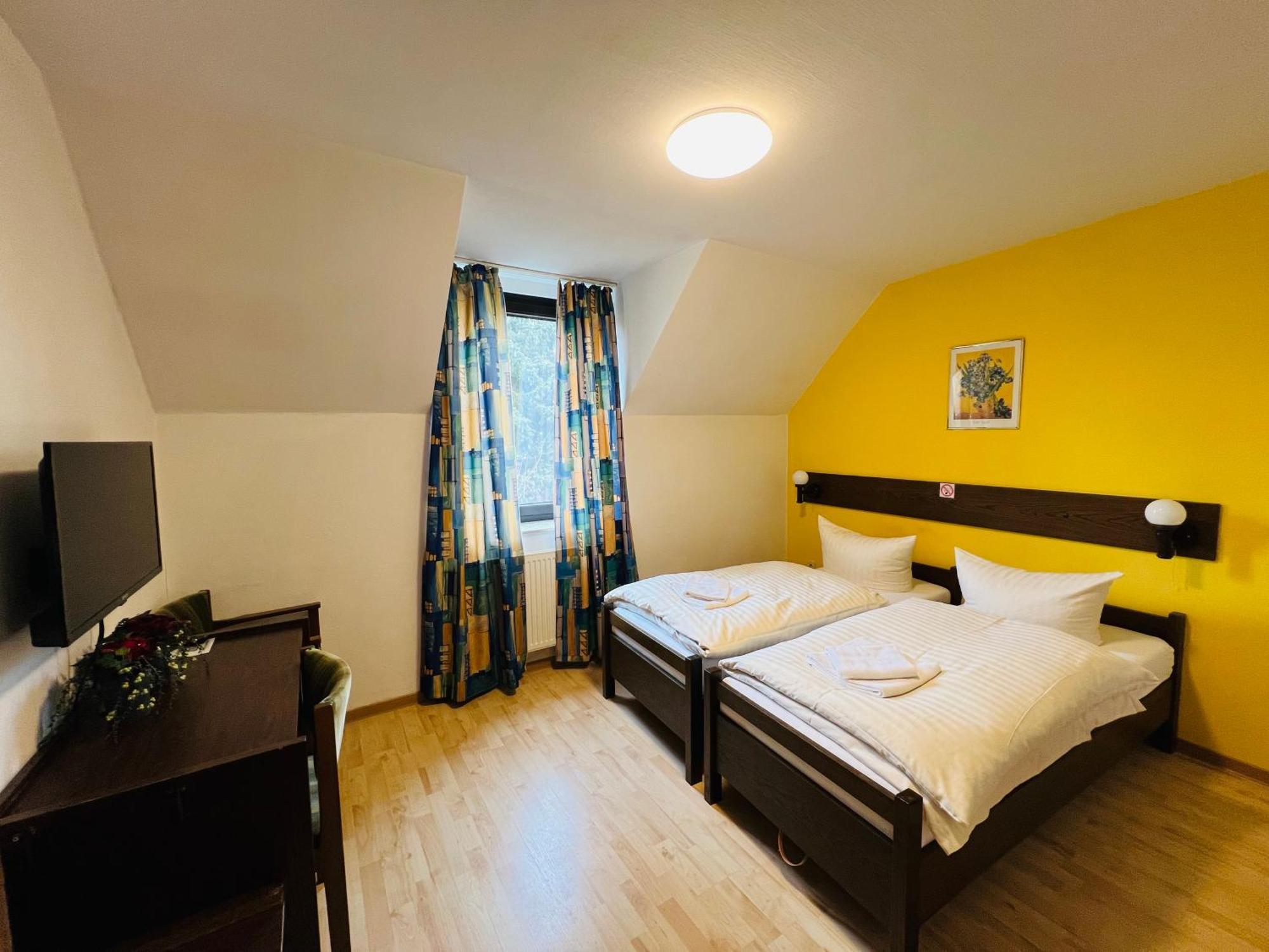 Hotel Ellermann Флото Екстериор снимка