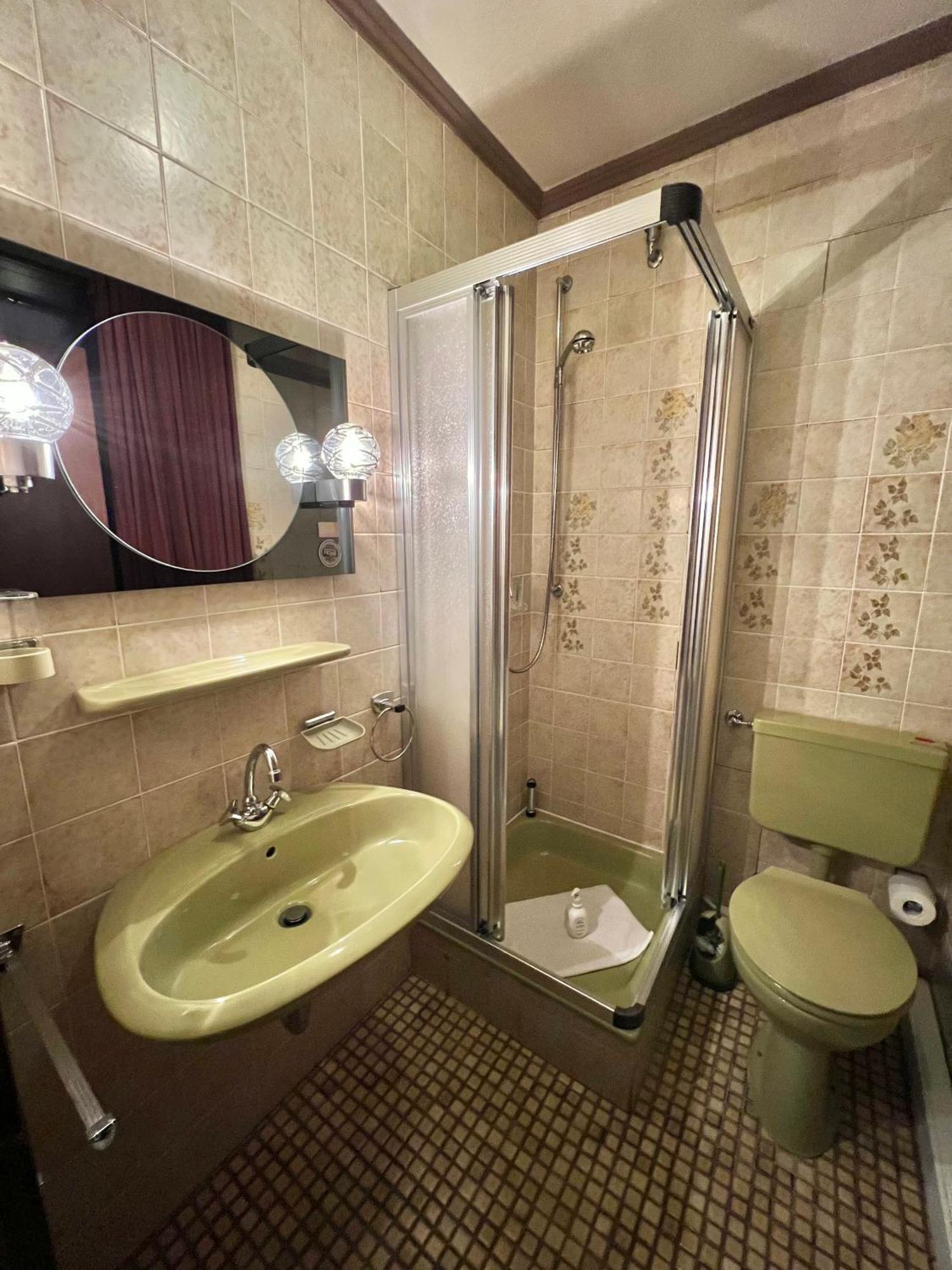 Hotel Ellermann Флото Екстериор снимка